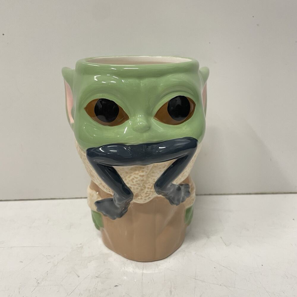 GALERIE Star Wars Mandalorian Grogu Baby Yoda Ceramic Collectable Goblet Frog